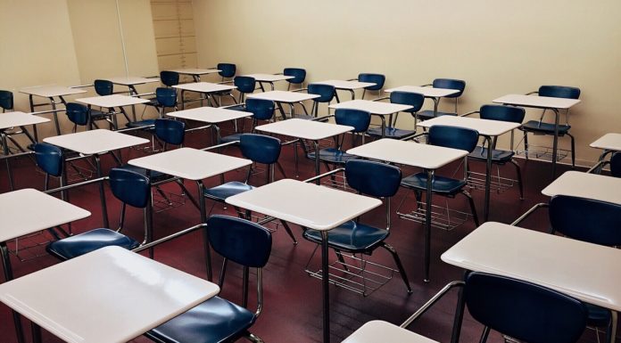 Chicago Strike Leaves 300,000 Students Without Teachers