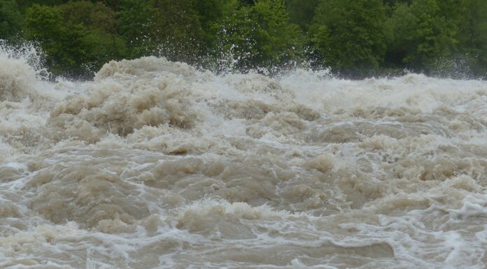 Massive Floods Kill Over 1000 In Pakistan