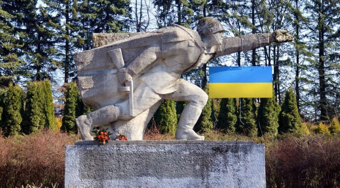 Ukraine Recaptures Staromaiorske