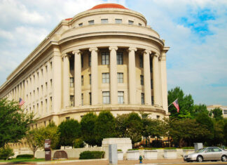 FTC Bans Noncompete Agreements to Boost Worker Mobility and Market Competition