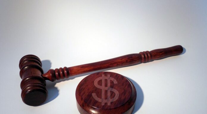 Major Credit Rating Firms Face $49 Million in Fines for Recordkeeping Breaches