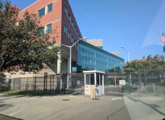 FDA Reverses Course: Rehires Staff Amid Industry Pushback
