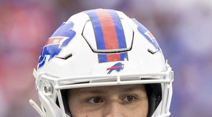 Josh Allen Edges Lamar Jackson to Win First NFL MVP in Tight Race