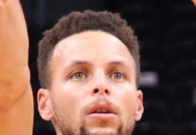 Stephen Curry Hits 4,000 Career 3-Pointers in Warriors Win