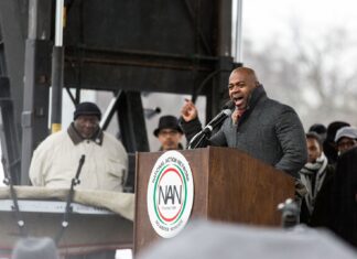 Federal Agents Detain Newark Mayor Amid ICE Facility Protest
