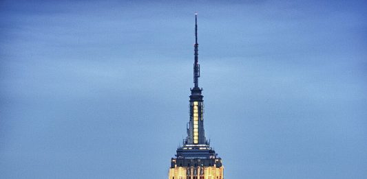 Couple Arrested After Climbing Empire State Building and Getting Engaged