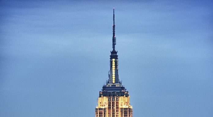 Couple Arrested After Climbing Empire State Building and Getting Engaged